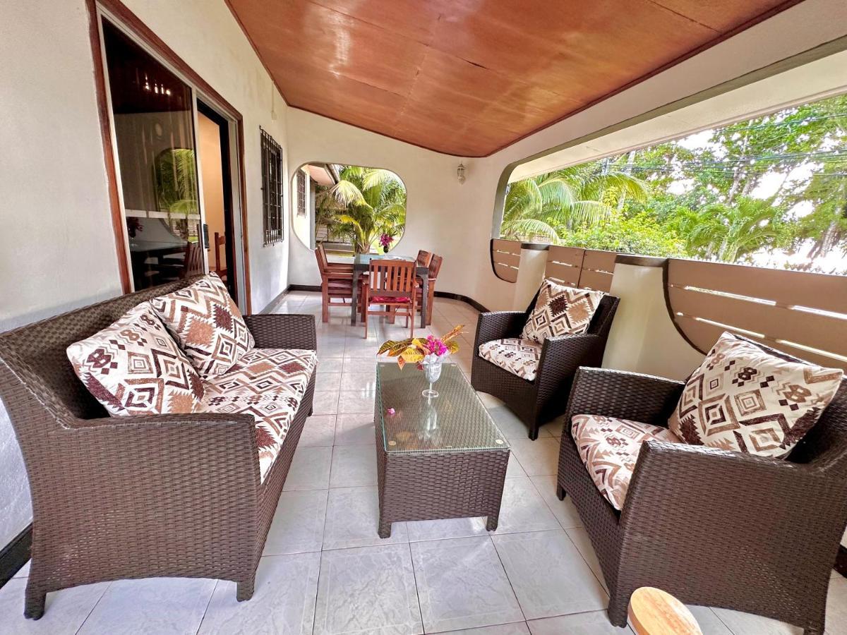 88 Days Self Catering Holidays & Accomodation Baie Lazare  ภายนอก รูปภาพ