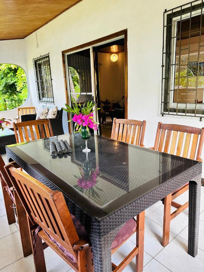 88 Days Self Catering Holidays & Accomodation Baie Lazare  ภายนอก รูปภาพ