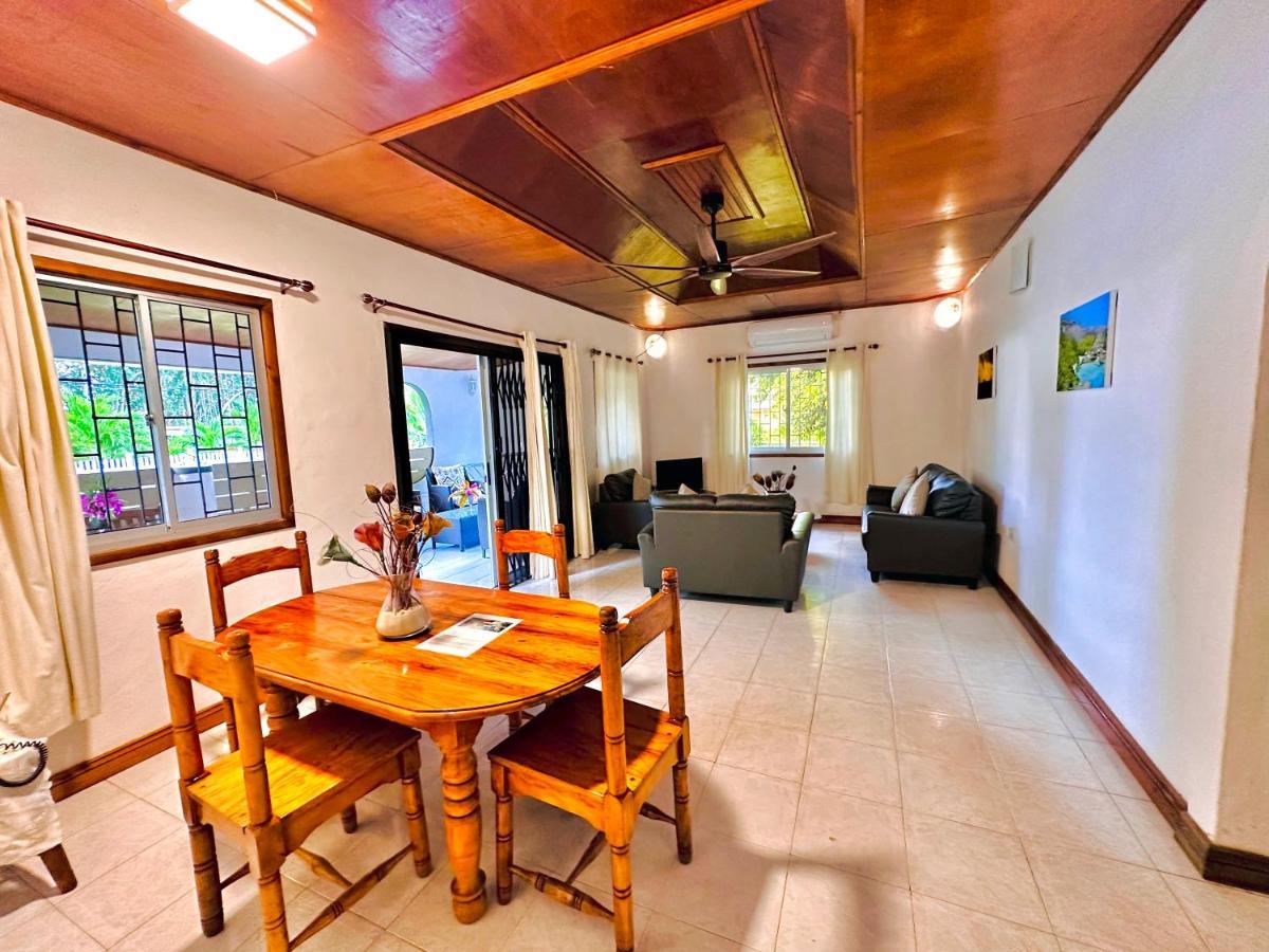 88 Days Self Catering Holidays & Accomodation Baie Lazare  ภายนอก รูปภาพ